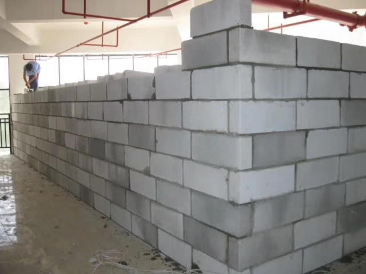 龙潭蒸压加气混凝土砌块承重墙静力和抗震性能的研究